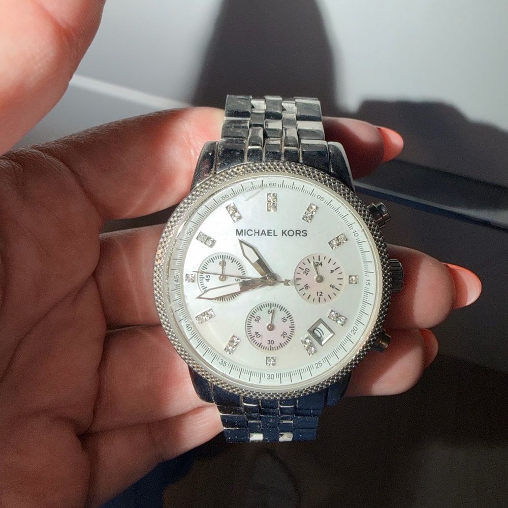 Michael Kors Silver and White Men's Chronograph Bracelet Watch